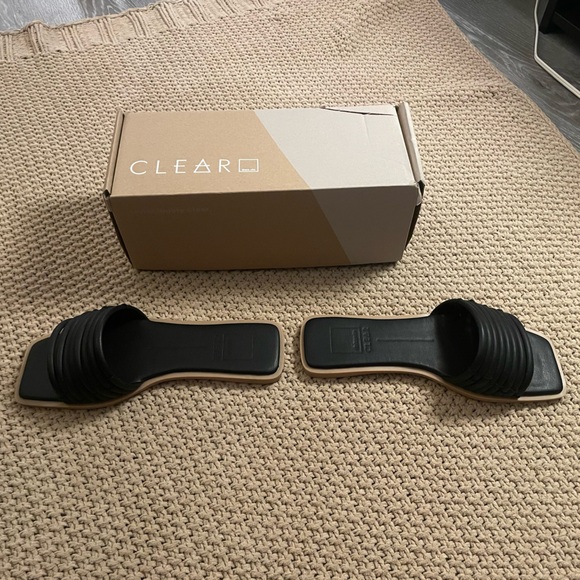 Dolce Vita Black Slide Sandals - Picture 4 of 7